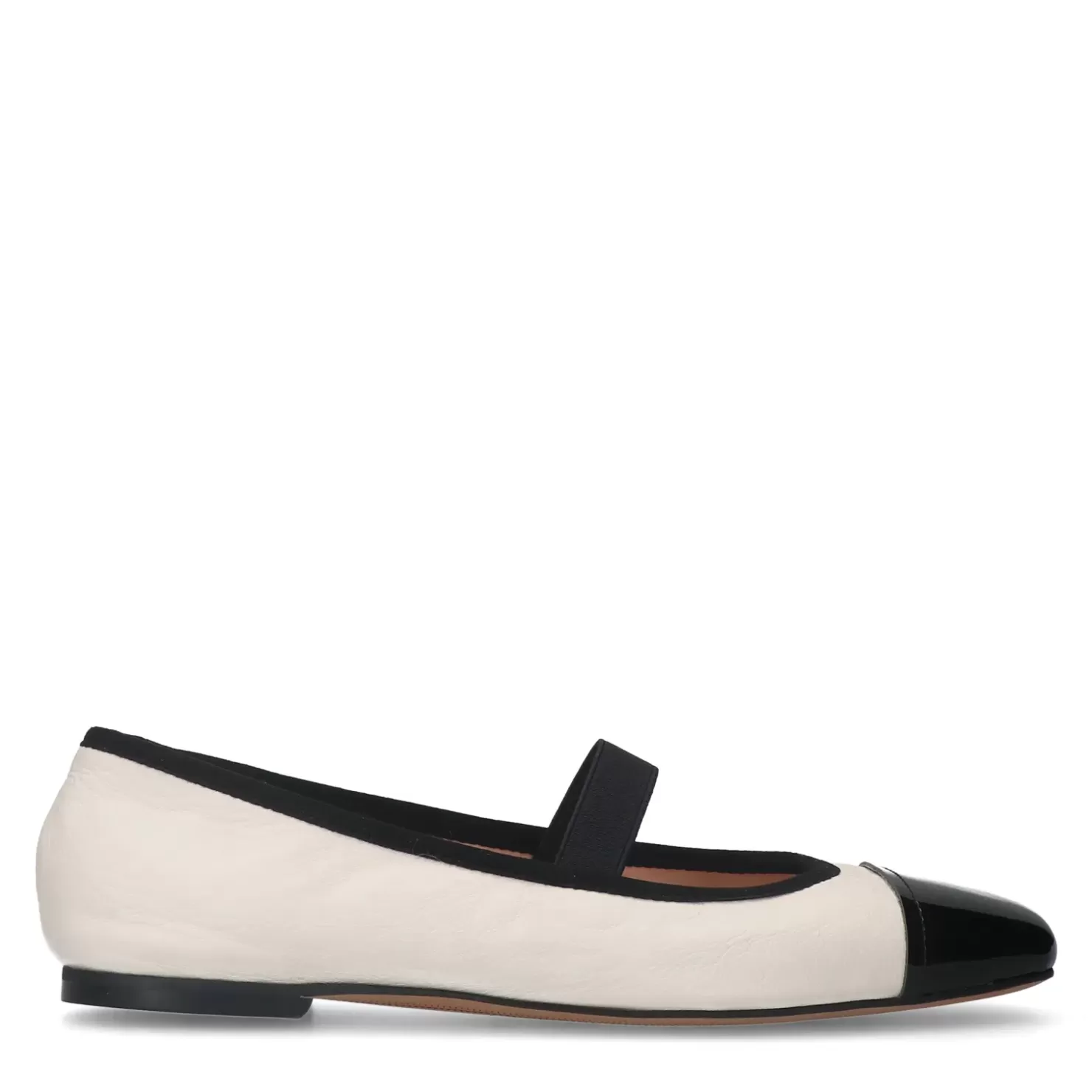 Shop Ballerina Flats With Details - Off White Women Moccasins