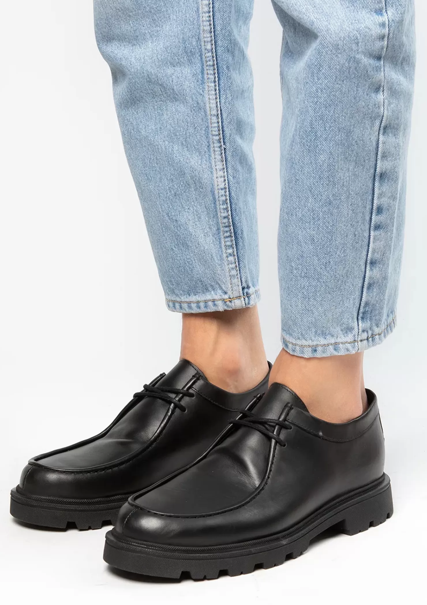 New Lace-Up Leather Shoes With Chunky Sole - Black Men Lace-Up Shoes