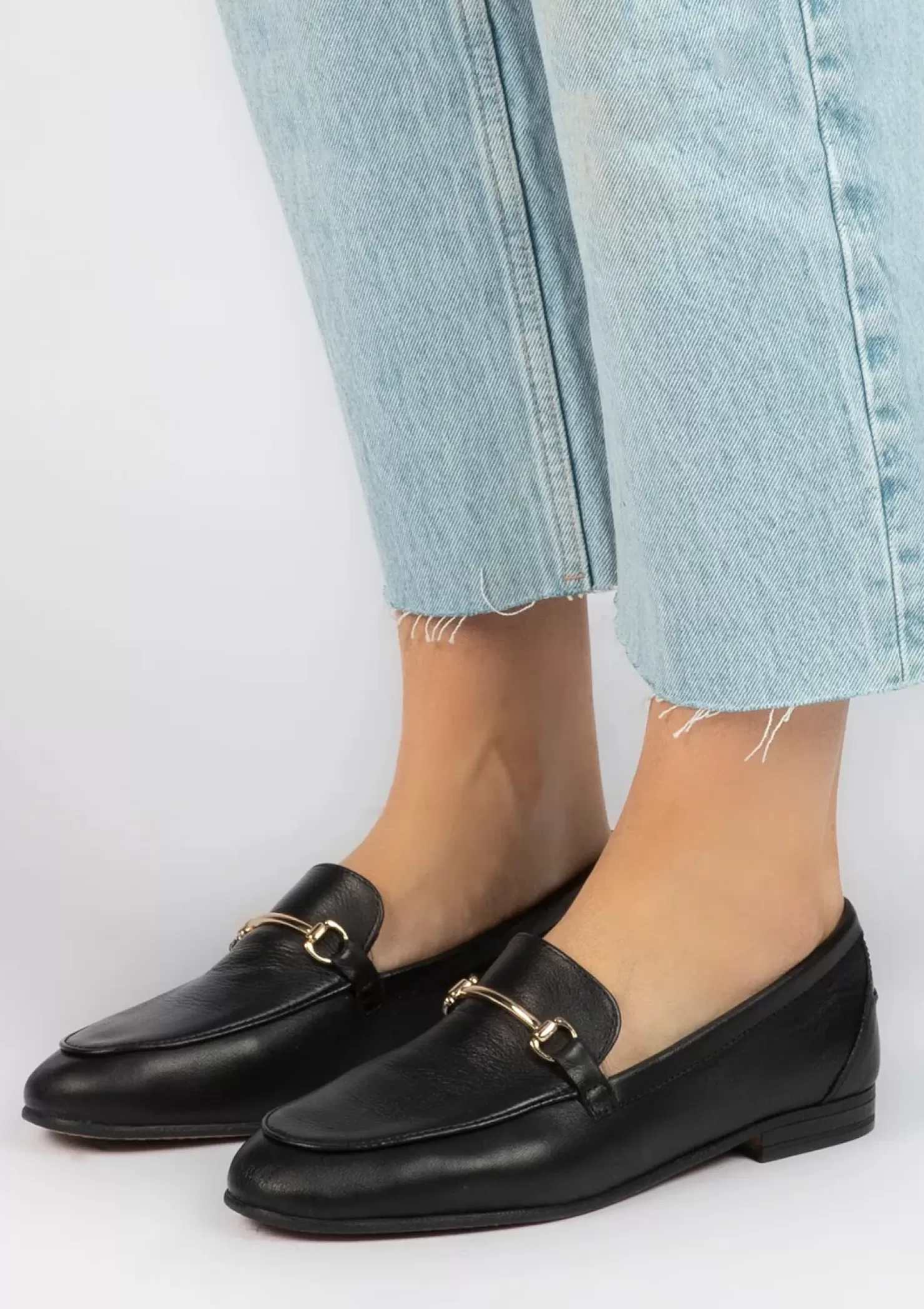 Outlet Leather Loafers With Buckle - Black Women Moccasins