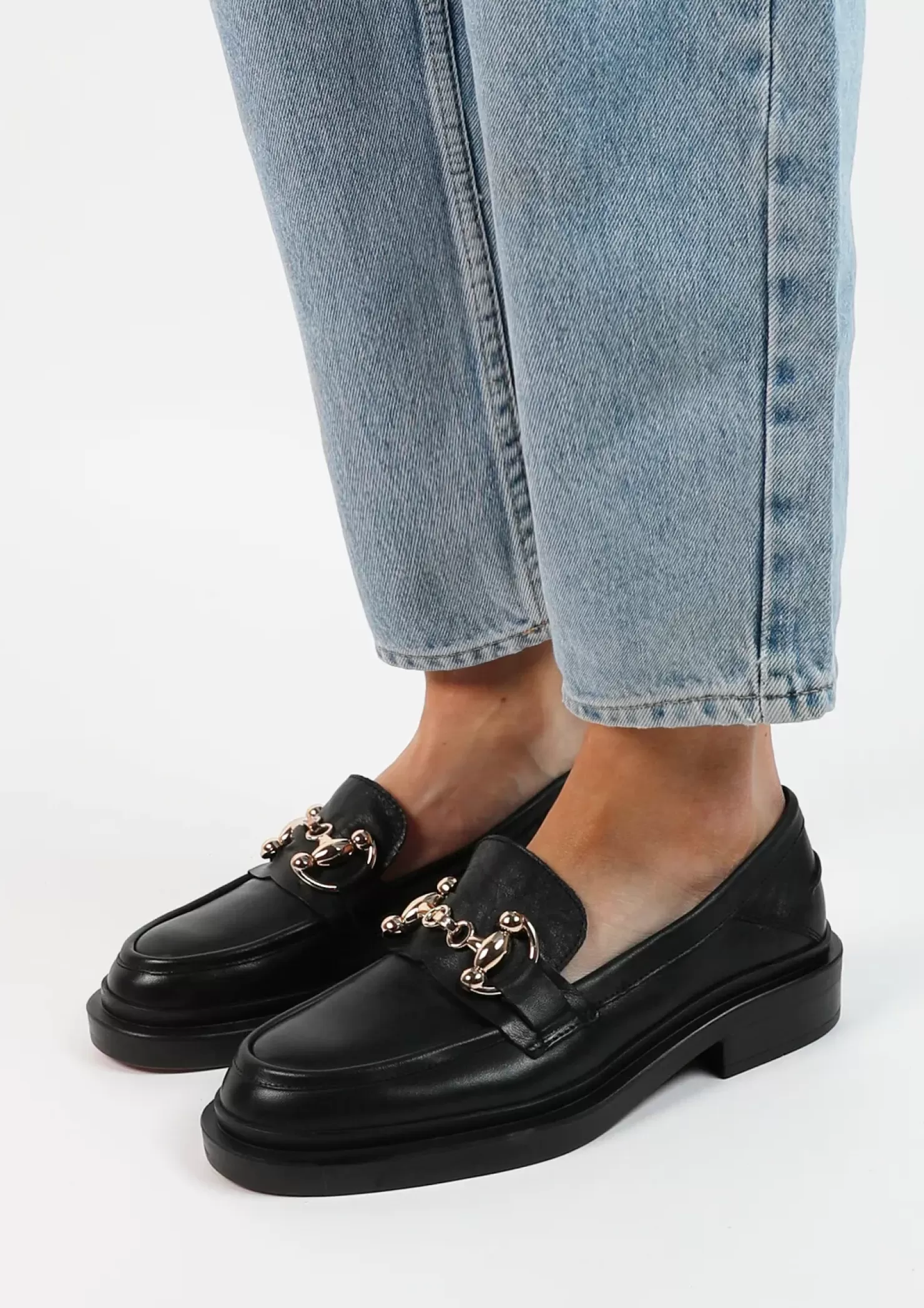 Cheap Leather Loafers With Chain - Black Women Moccasins