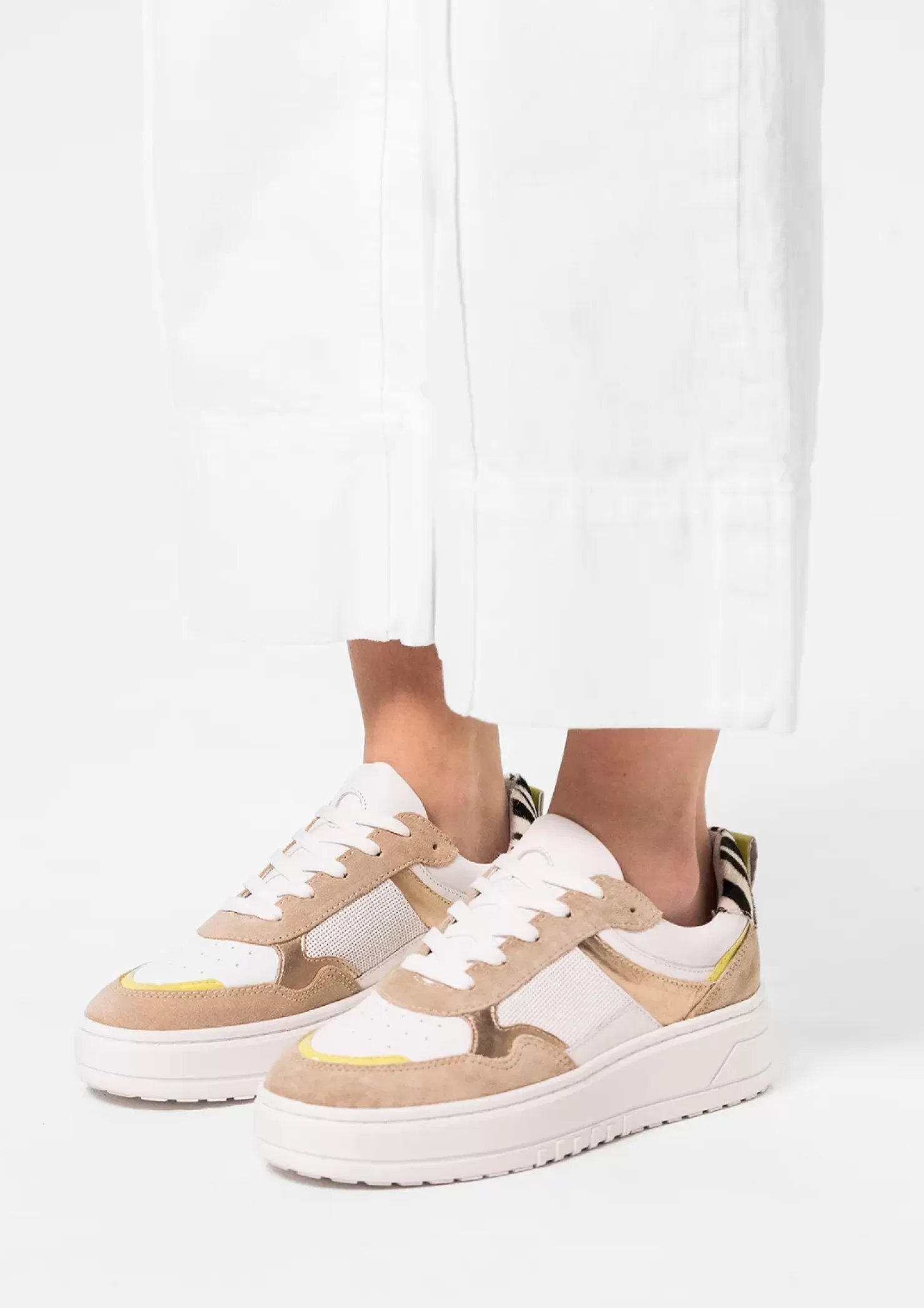 New Leather Sneakers With Details - White Women Sneakers