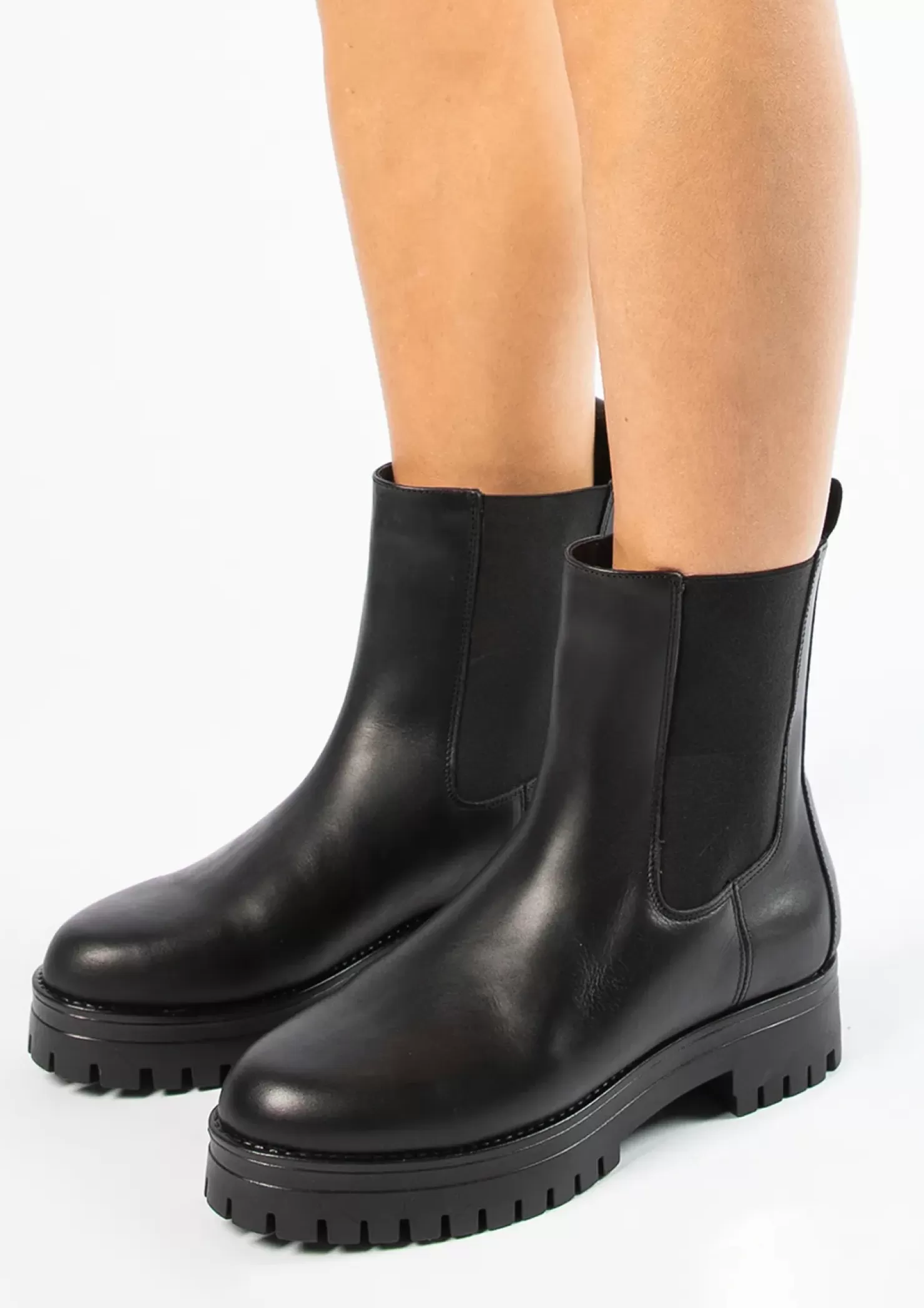 Store Low Leather Chelsea Boots - Black Women Ankle Boots