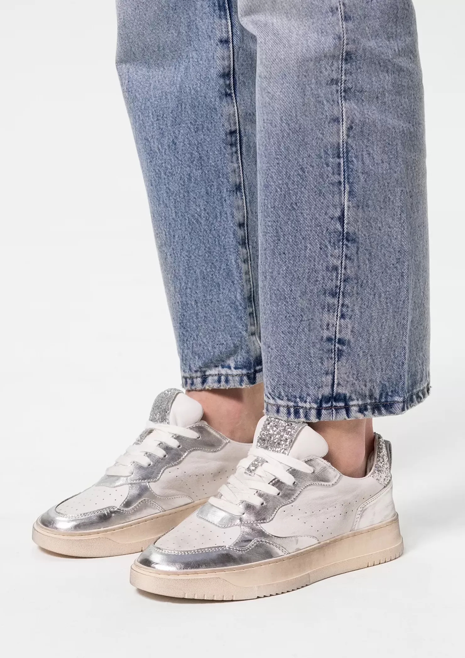 Hot Metallic Sneakers With Sequins - Silver Women Sneakers