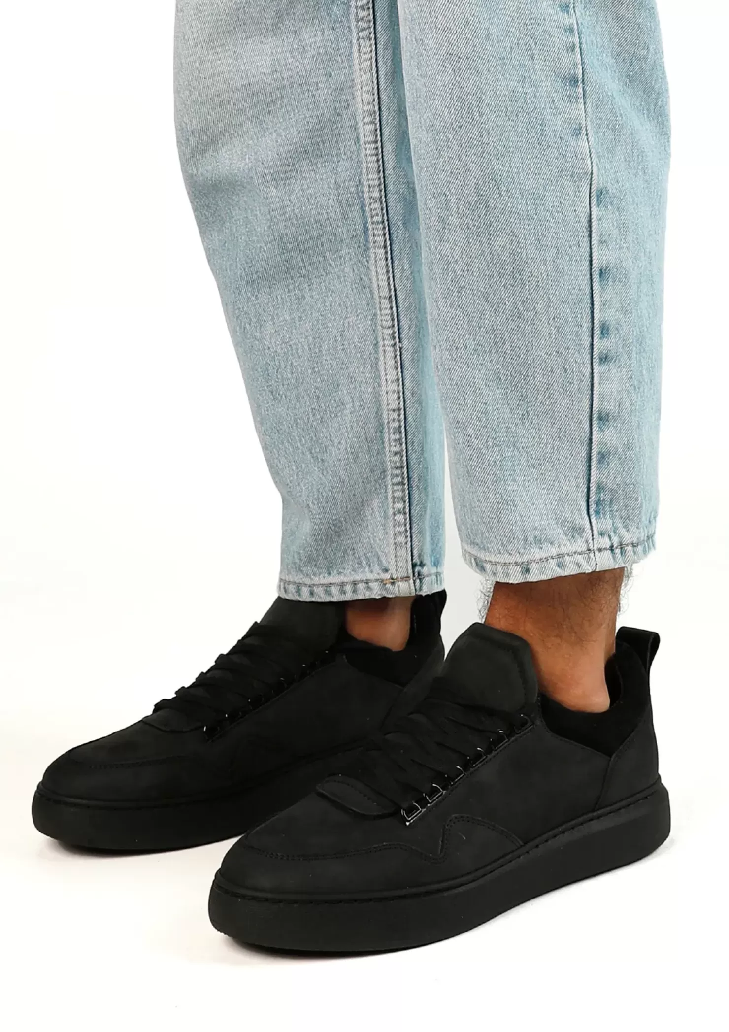 Fashion Nubuck Sneakers With Platform Sole - Black Men Sneakers