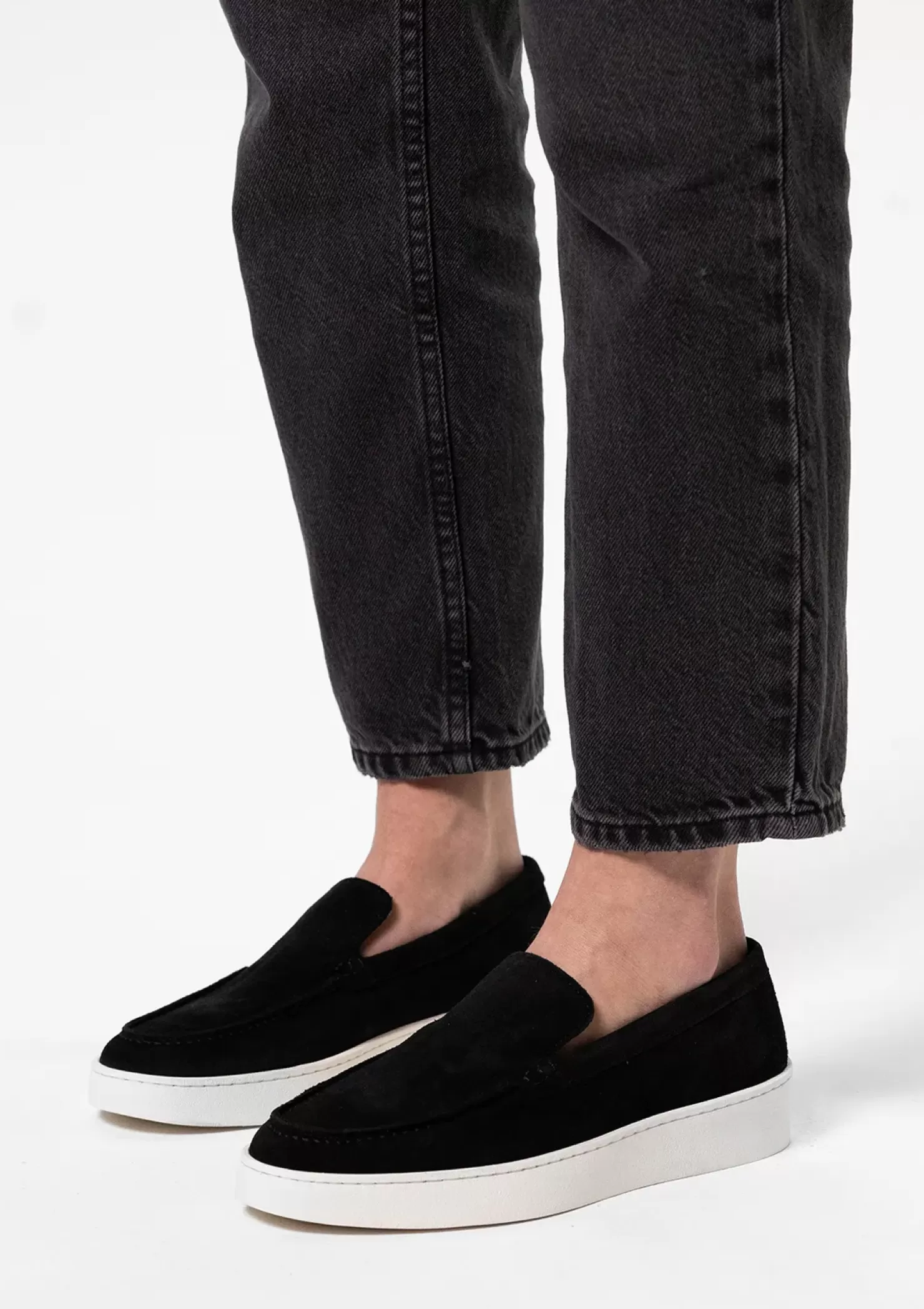 Discount Suede Loafers With Platform Sole - Black Women Moccasins