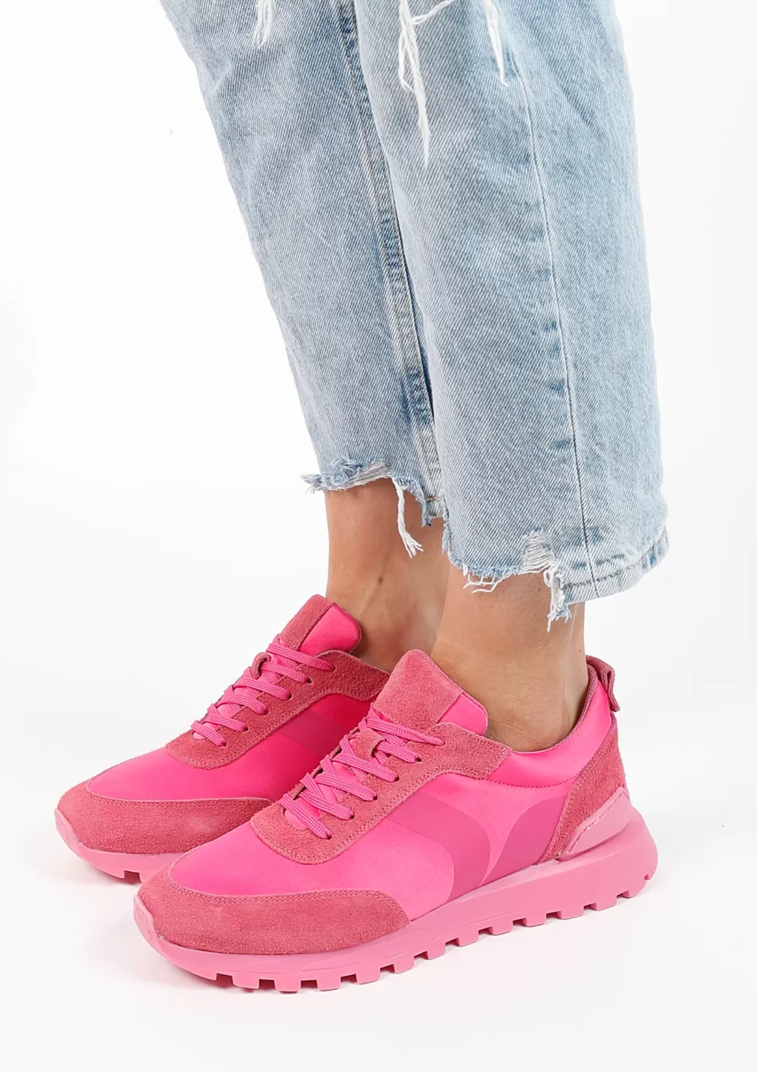 Hot Suede Sneakers - Pink Women Sneakers